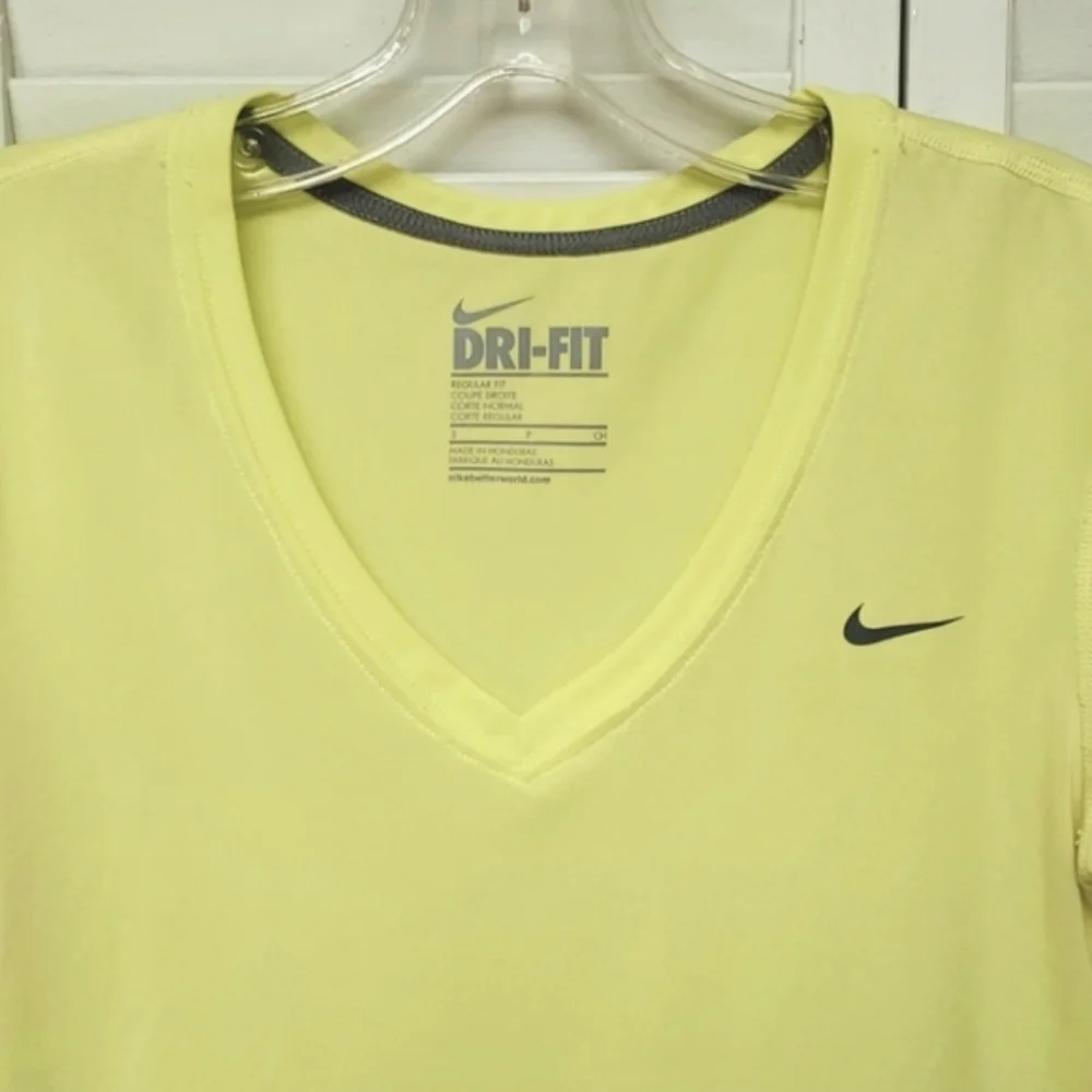 Nike Dri Fit Size S Running Shirt